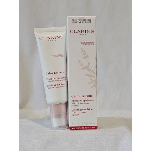NIB Clarins Calm-Essentiel Soothing Emulsion. - Picture 2 of 3